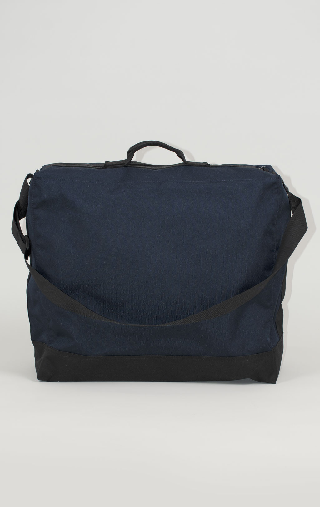 Сумка AERONAUTICA MILITARE CENTRO SPORTIVO DUFFEL BAG SS 25/CN blue navy (BO 1142) 