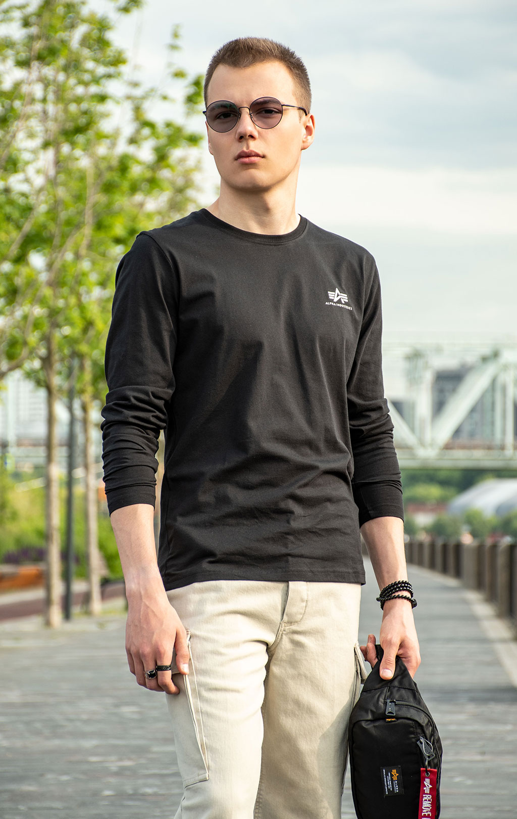 Лонгслив ALPHA INDUSTRIES BASIC LS SMALL LOGO black 