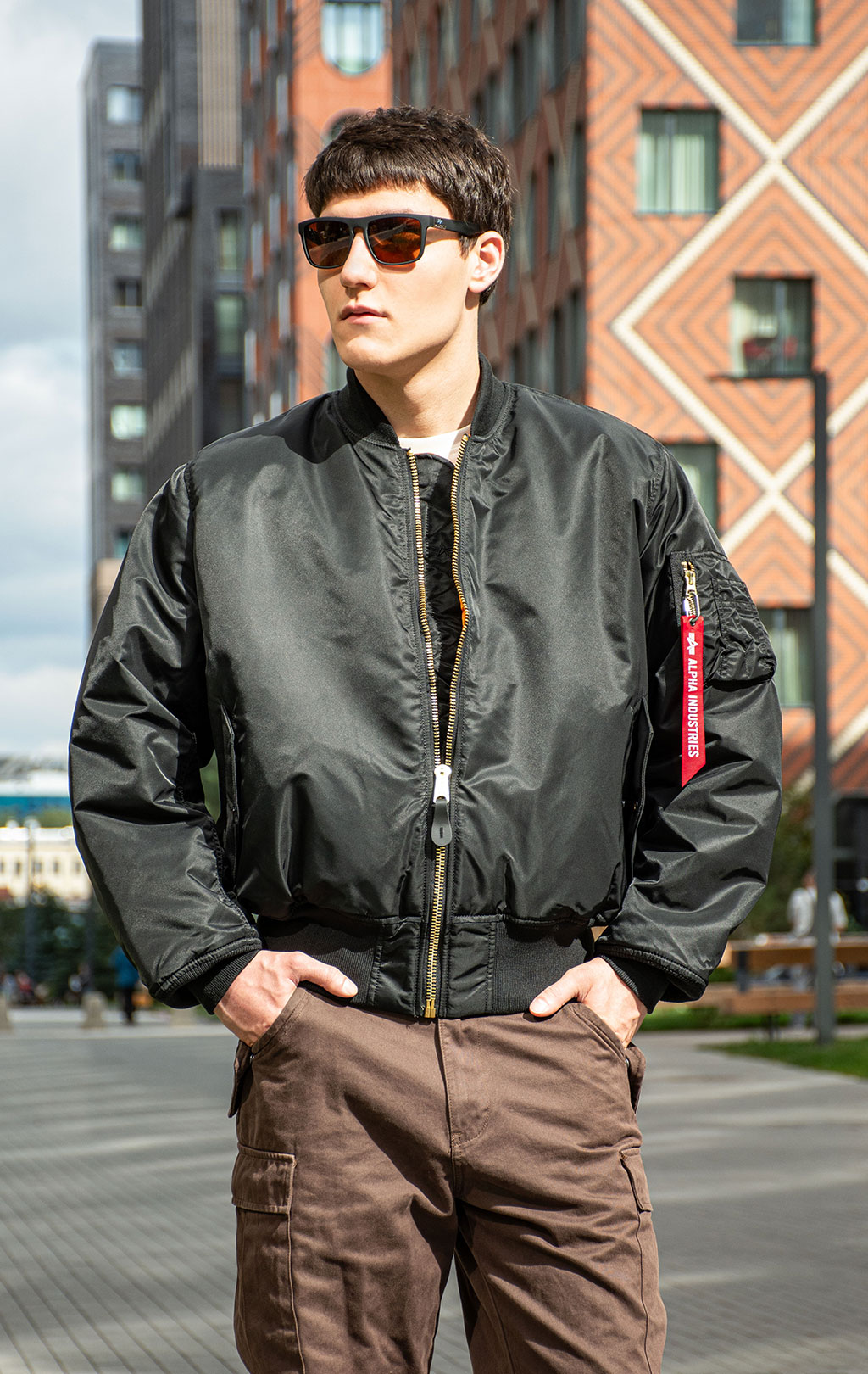 Бомбер ALPHA INDUSTRIES MA-1 original fit SS 26 black 