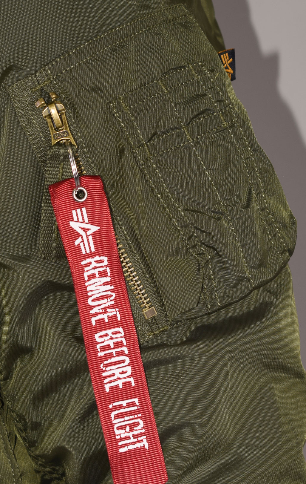 Куртка ALPHA INDUSTRIES ENGINE dark green 