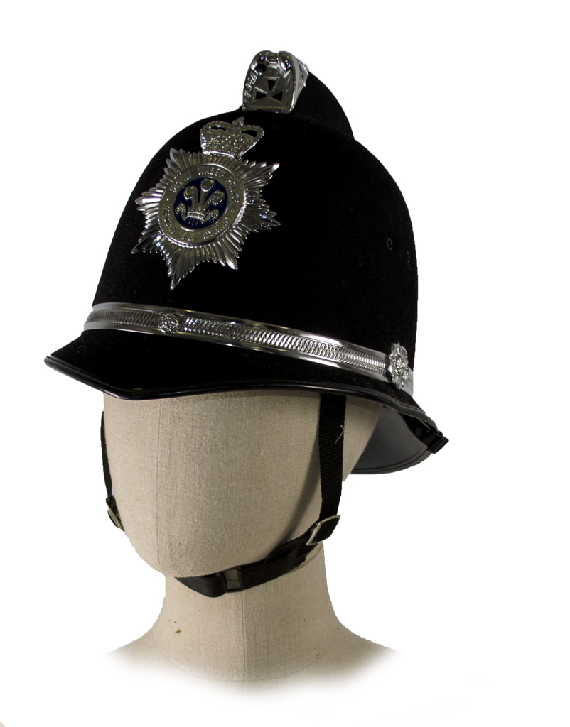 Шлем полицейский SOUTH WALES б/у Англия