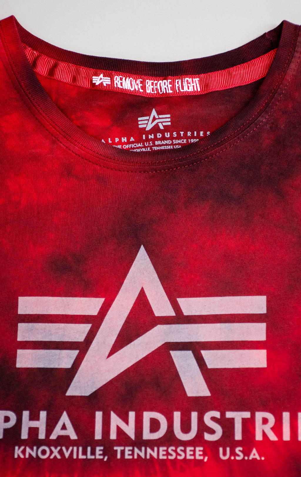Футболка ALPHA INDUSTRIES BASIC T BATIK speed red 
