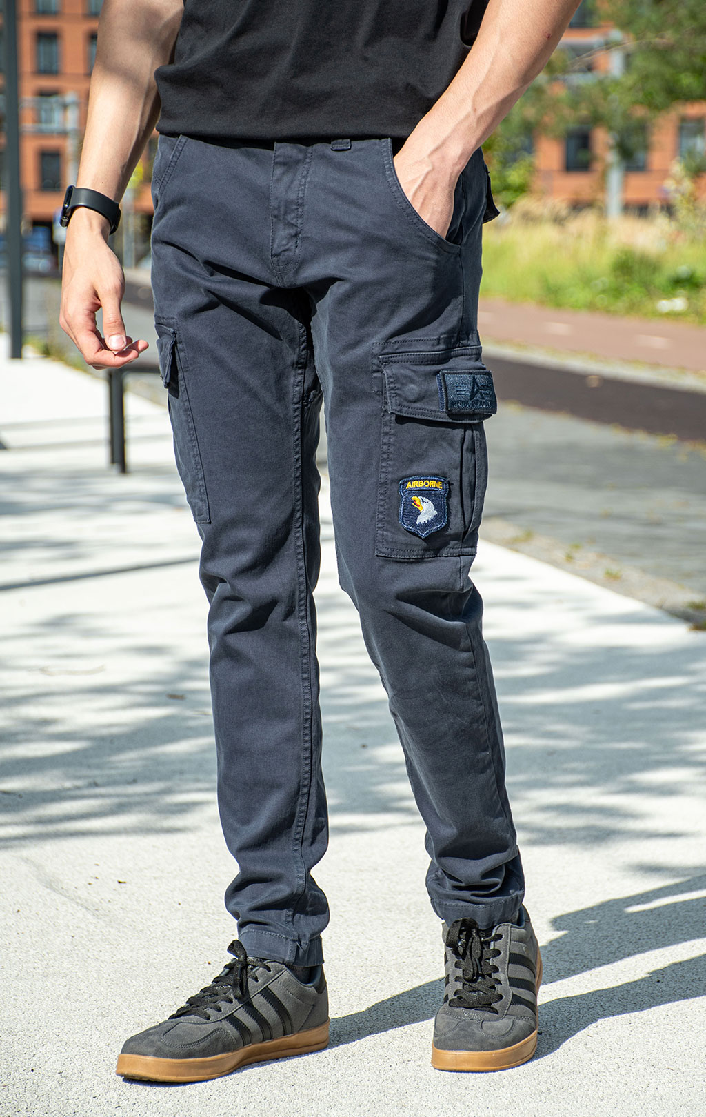 Брюки-карго ALPHA INDUSTRIES PETROL PATCH ultra navy 