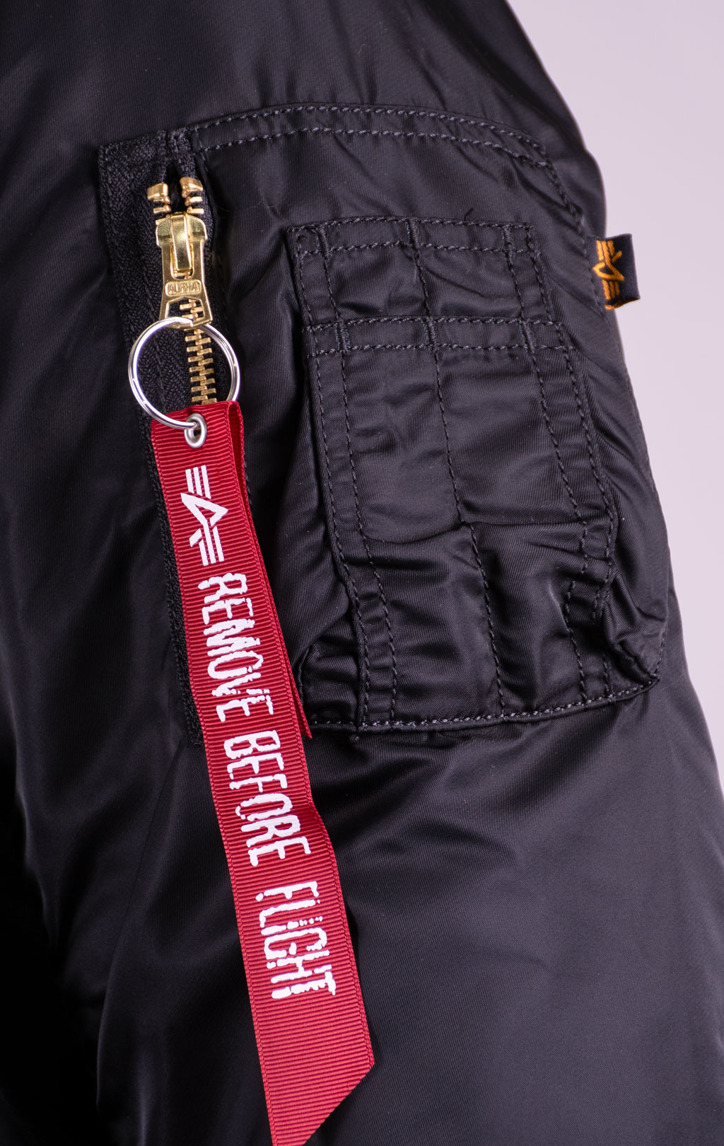Бомбер ALPHA INDUSTRIES MA-1 black 