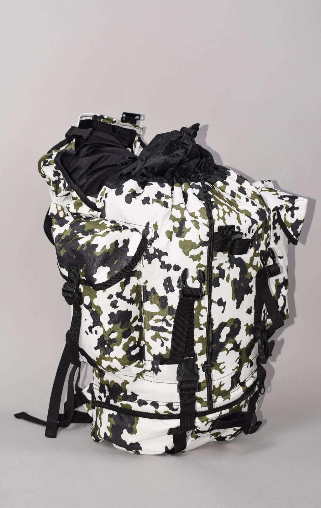 Рюкзак рейдовый MFH large (65L) snow camo 