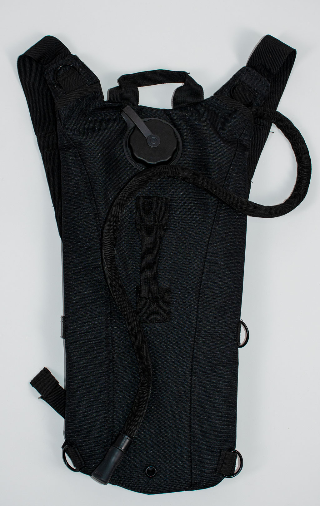 Питьевая система армейская горловина снаружи, 2,5L black 