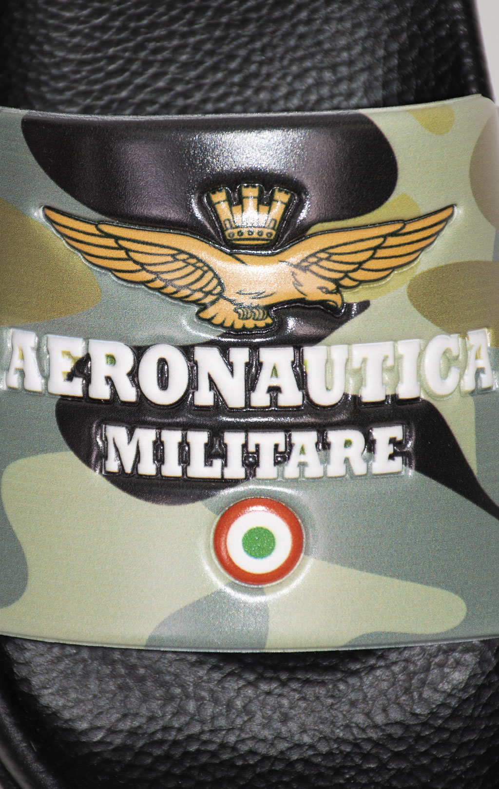 Пантолеты AERONAUTICA MILITARE SS 24 m/CN camo/jet black (SC 242) 