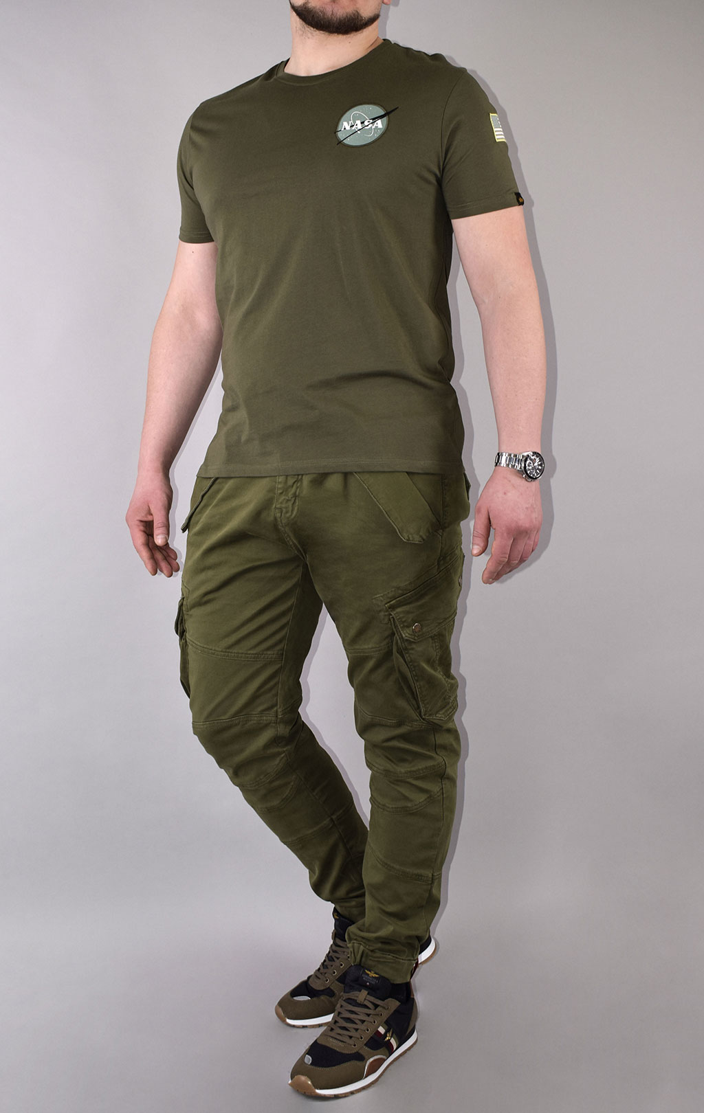 Футболка ALPHA INDUSTRIES NASA SPACE SHUTTLE T dark green 