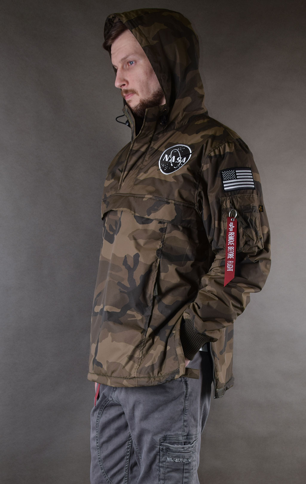 Анорак ALPHA INDUSTRIES NASA Anorak olive camo 