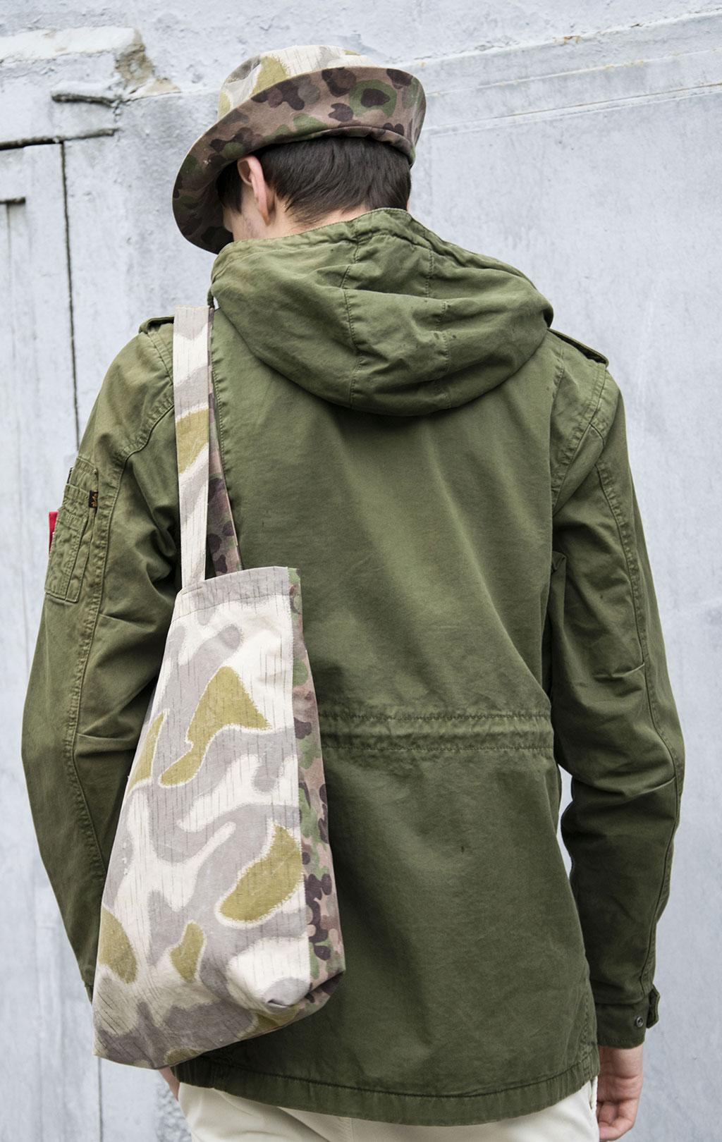 Ветровка ALPHA INDUSTRIES HUNTINGTON HOOD M-65 dark olive 