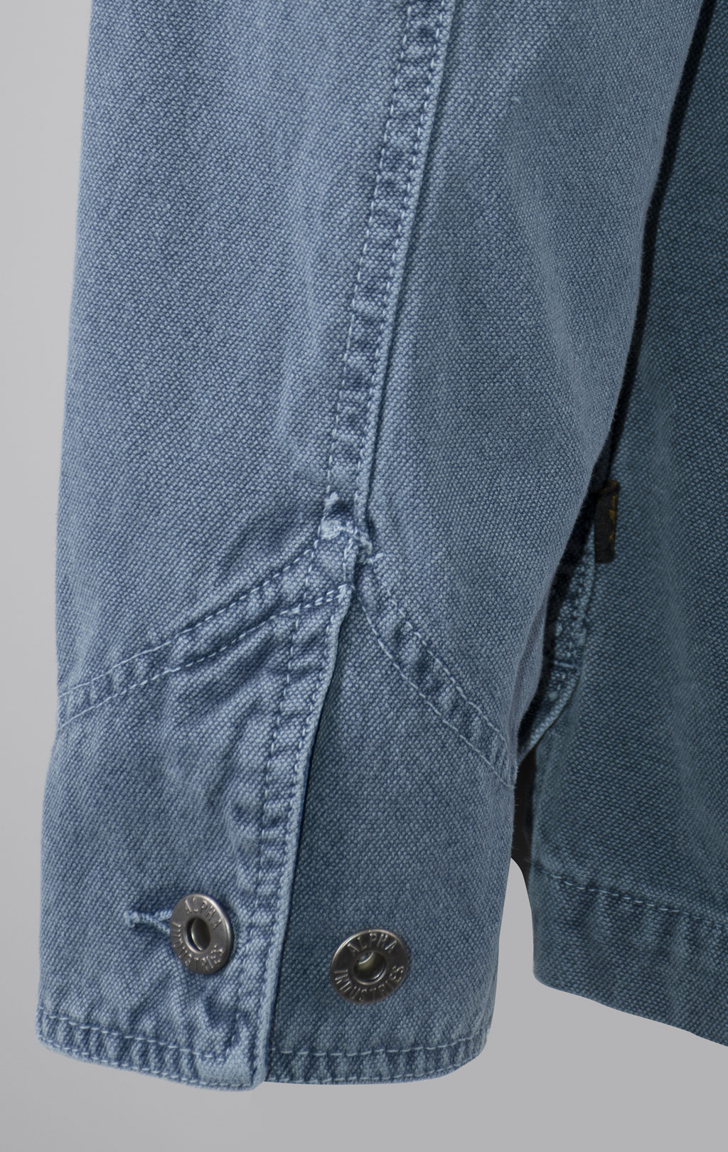 Ветровка ALPHA INDUSTRIES CTN CHORE COAT SS 25 m airborne blue 