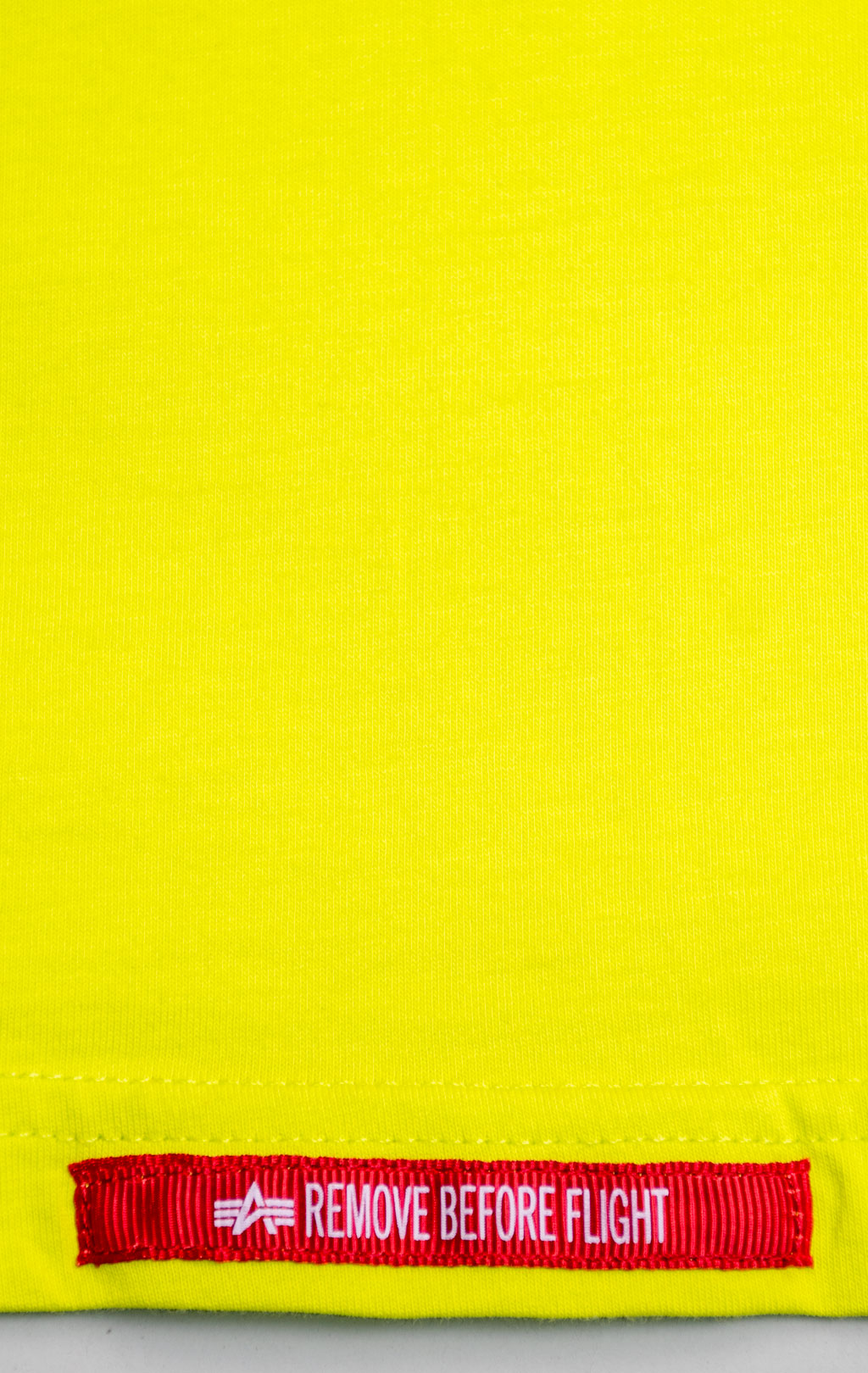 Футболка ALPHA INDUSTRIES REFLECTIVE SMALL LOGO neon yellow 