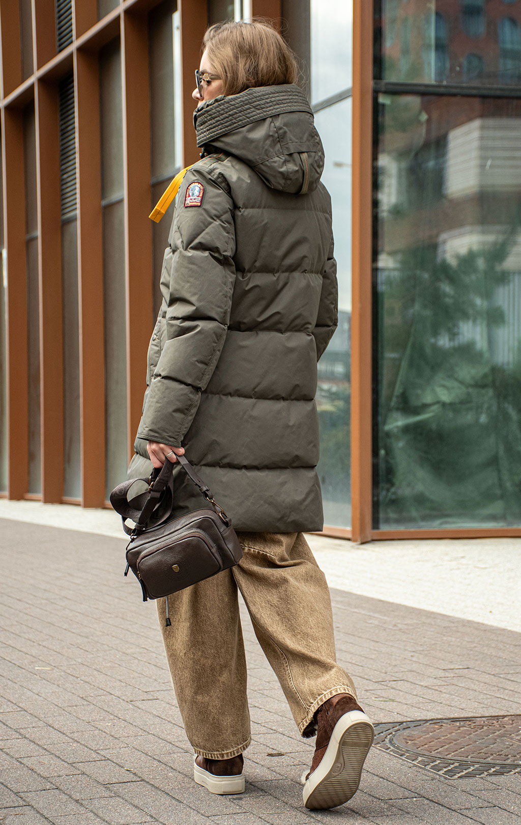Женская куртка-пуховик PARAJUMPERS LONG BEAR FW 26/27 taggia olive 