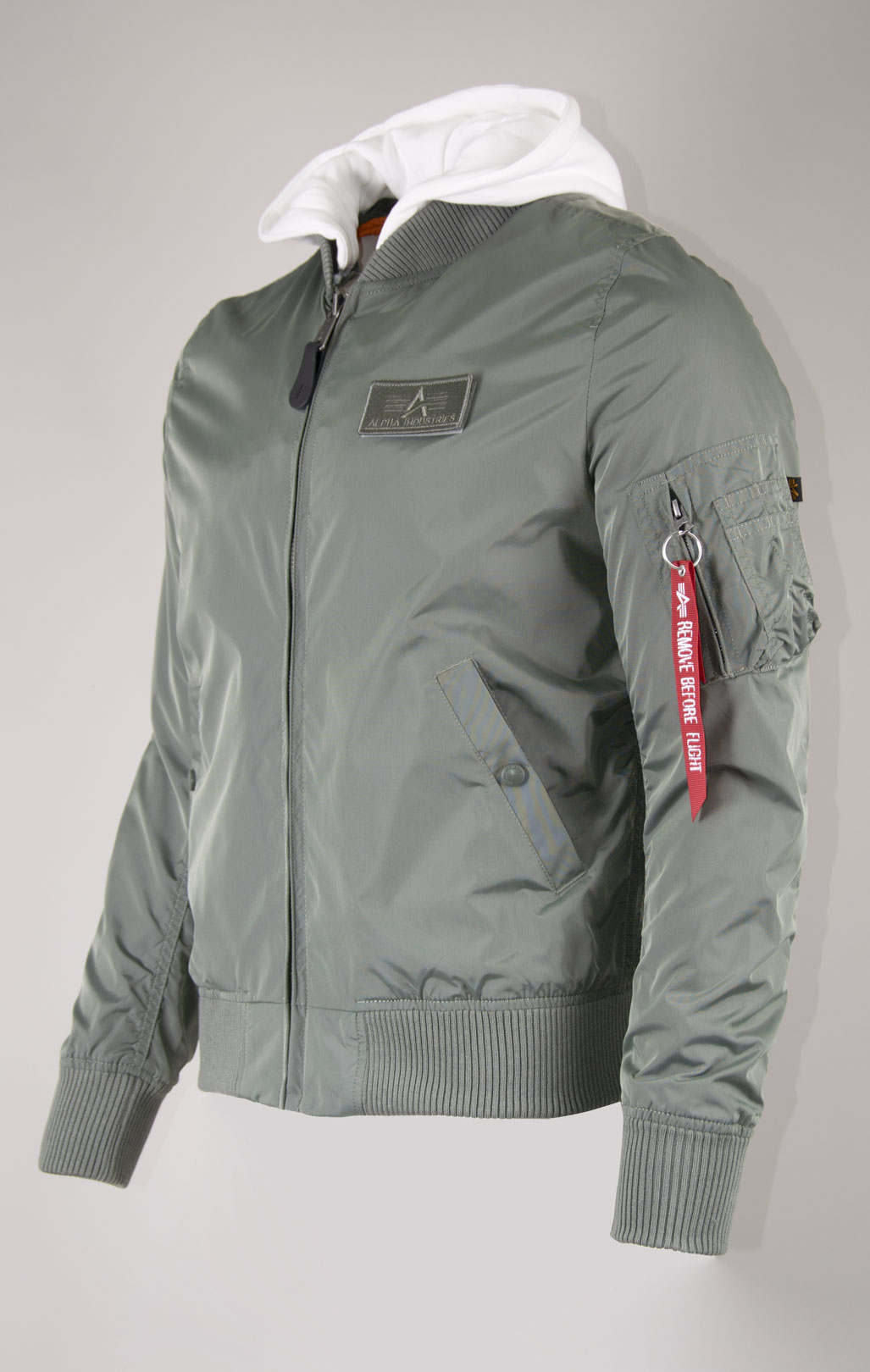 Куртка-бомбер лётная ALPHA INDUSTRIES D-Tec MA-1 vintage green 