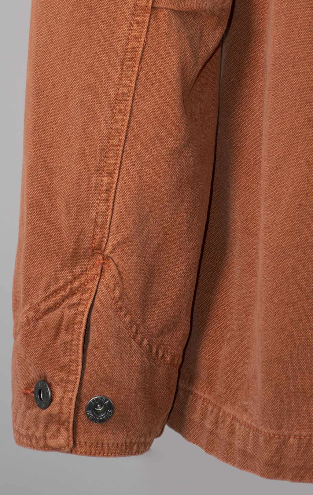 Ветровка ALPHA INDUSTRIES CTN CHORE COAT SS 25 m muted saffron 