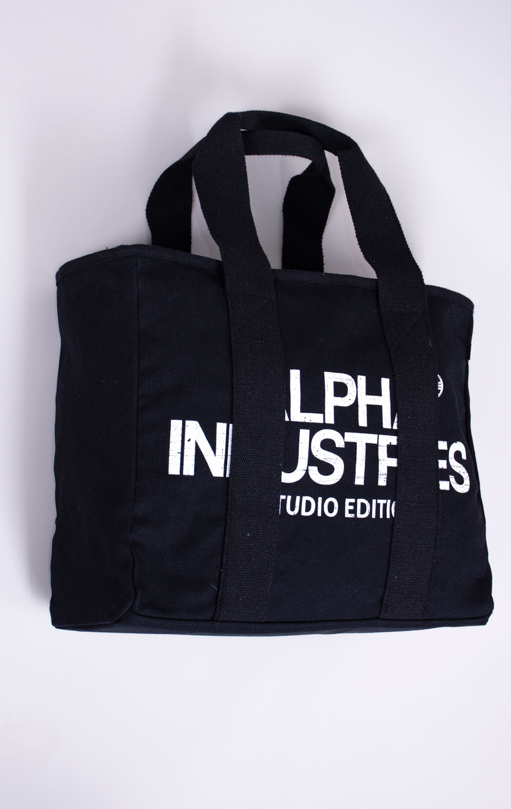 Сумка ALPHA INDUSTRIES STUDIO TOTE BAG LARGE black 