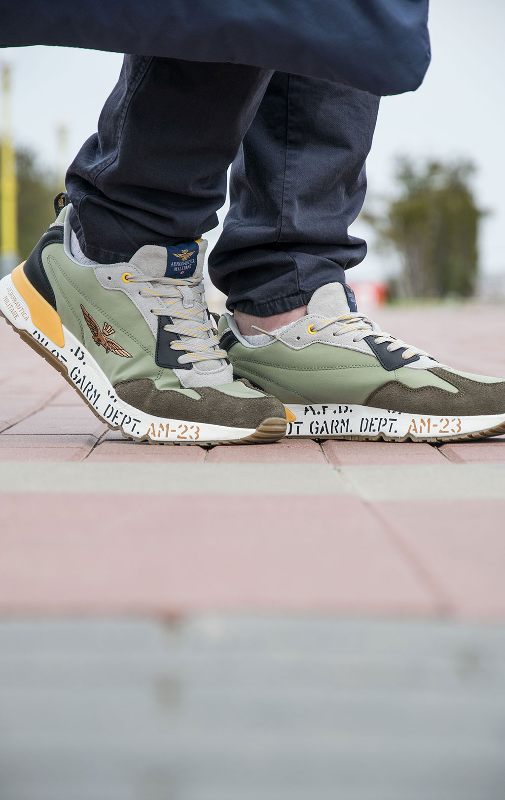Кроссовки AERONAUTICA MILITARE SS 22 m/CN black/beige scuro/verde militare (SC 214) 