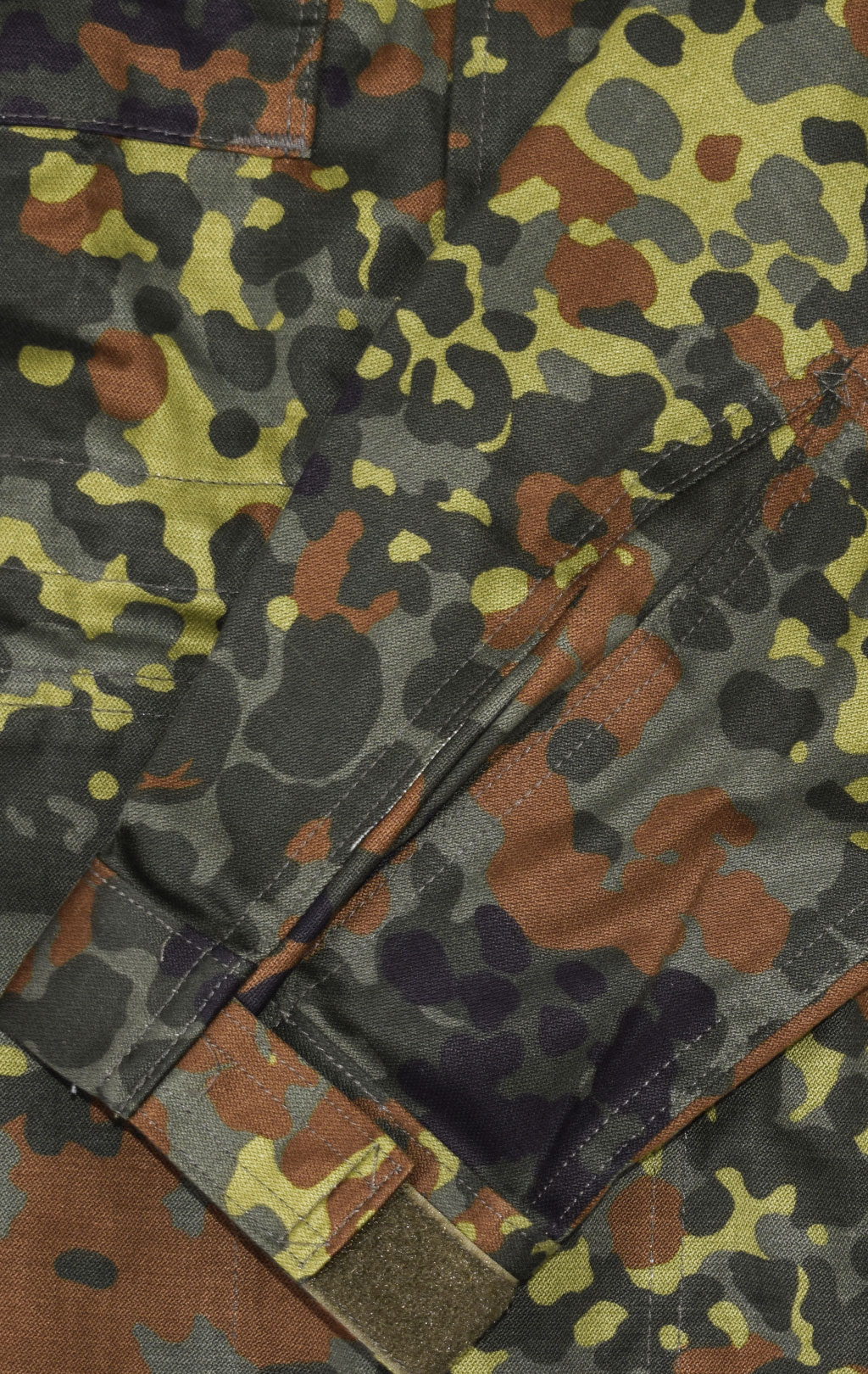 Парка flecktarn Германия