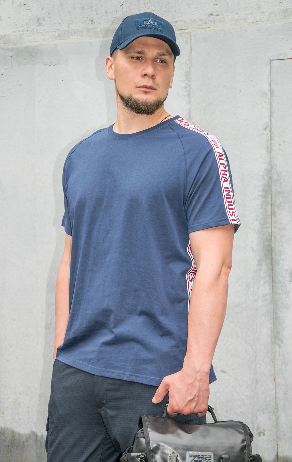 Футболка ALPHA INDUSTRIES AL TYPE T new navy/red 