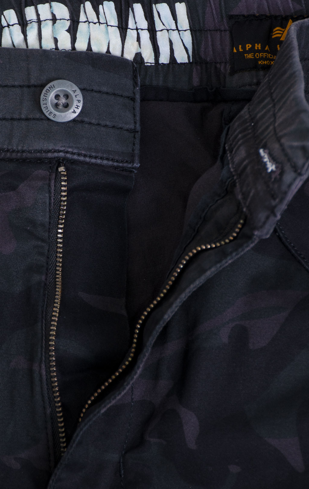 Брюки-карго ALPHA INDUSTRIES AIRMAN black camo 