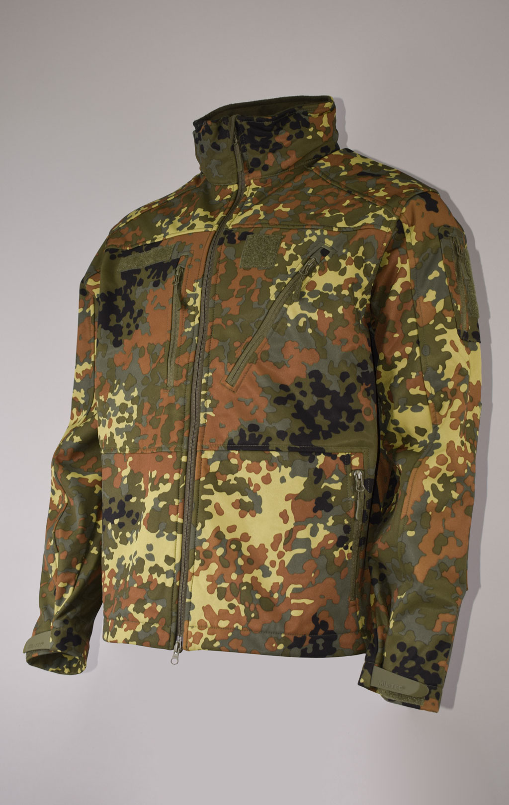 Куртка тактическая Mil-Tec SCU 14 Soft Shell flecktarn 