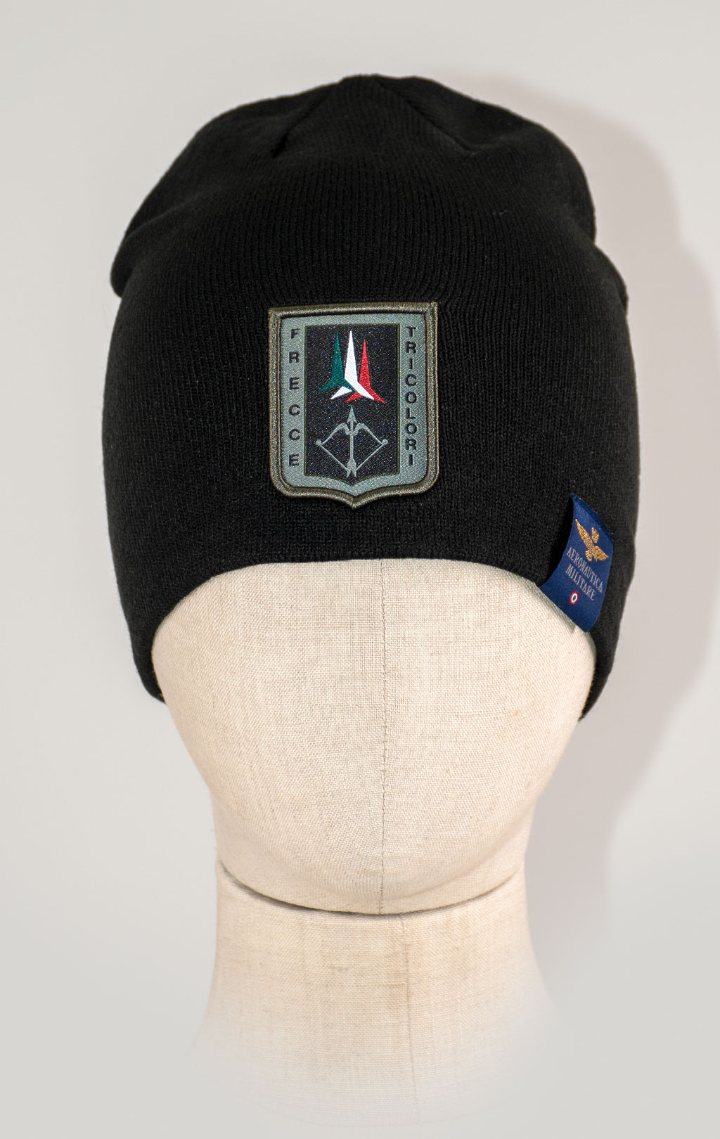 Шапка вязаная AERONAUTICA MILITARE FW 25/26/CN jet black (CU 0036) 