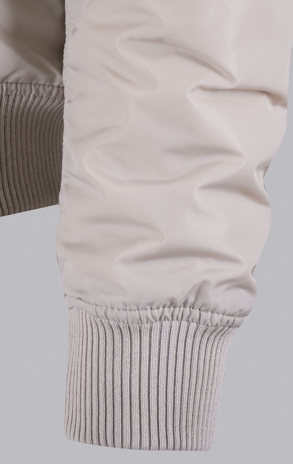Бомбер ALPHA INDUSTRIES MA-1 TT TWO TONE HOOD organic beige 
