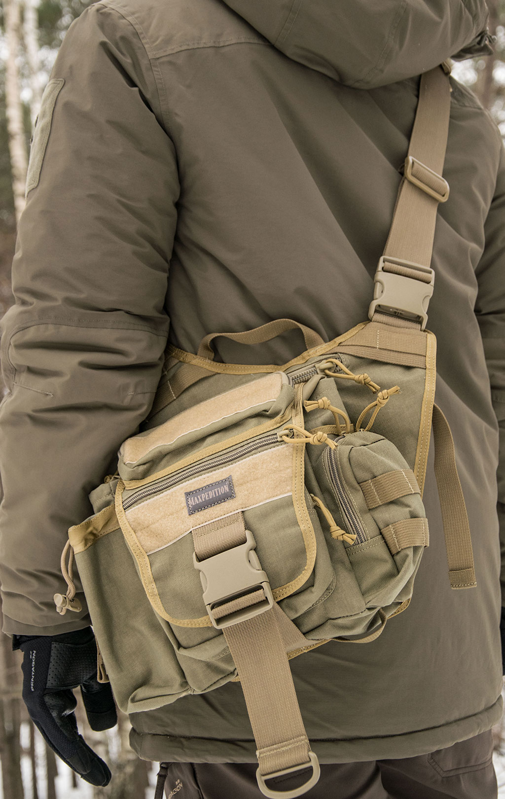 Сумка через плечо тактическая Maxpedition JUMBO VERSIPACK 26x10x22 khaki 