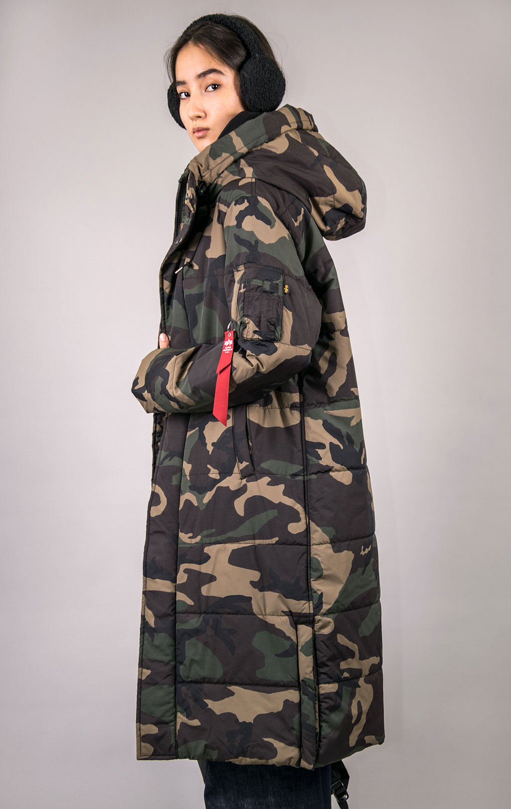 Женская куртка-парка ALPHA INDUSTRIES SIERRA PRIMALOFT PARKA dark woodland camo 