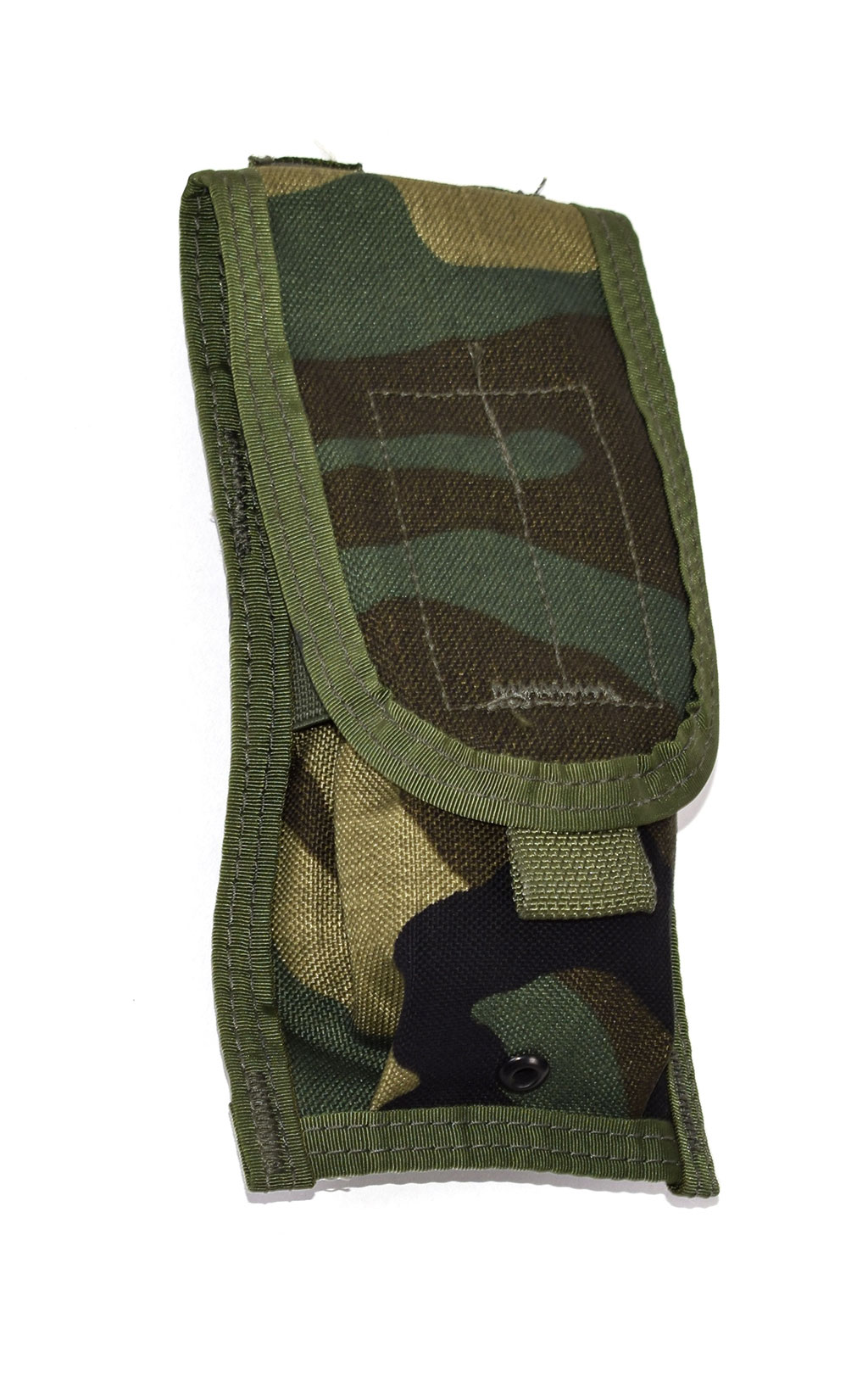 Подсумок магазинный M4 MOLLE Two Mag camo woodland США