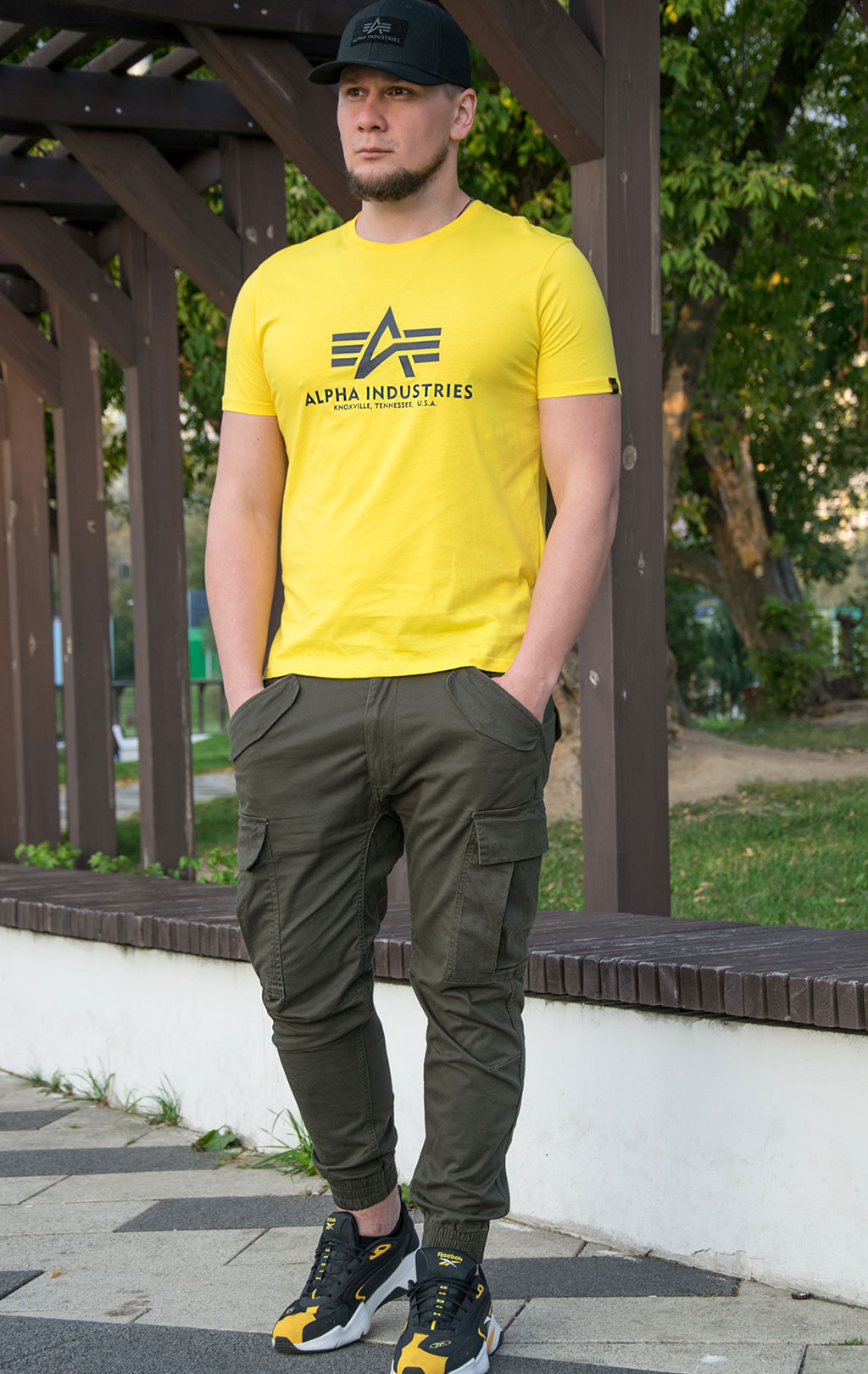 Футболка ALPHA INDUSTRIES BASIC T empire yellow 