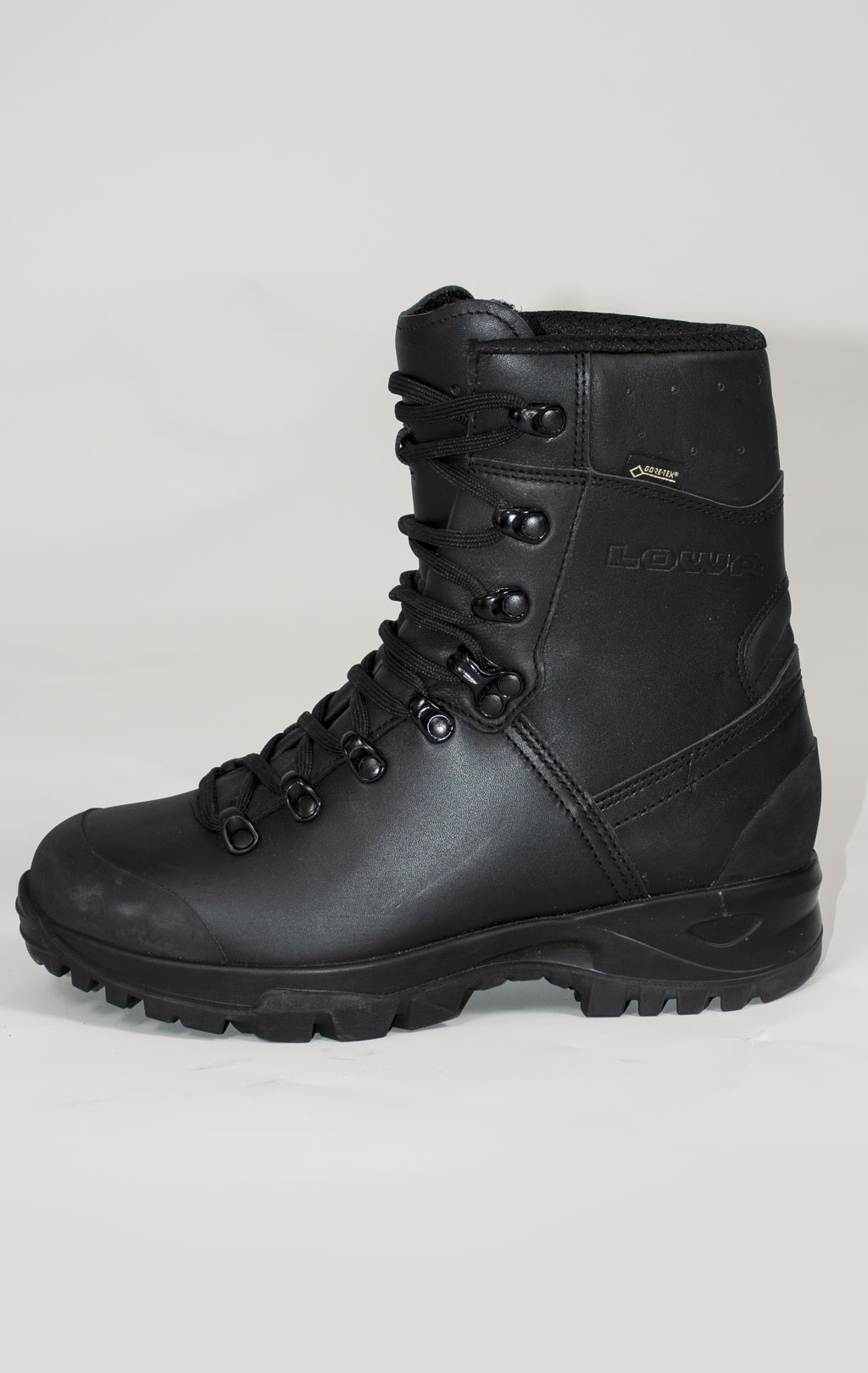 Ботинки-берцы LOWA Gore-Tex black 