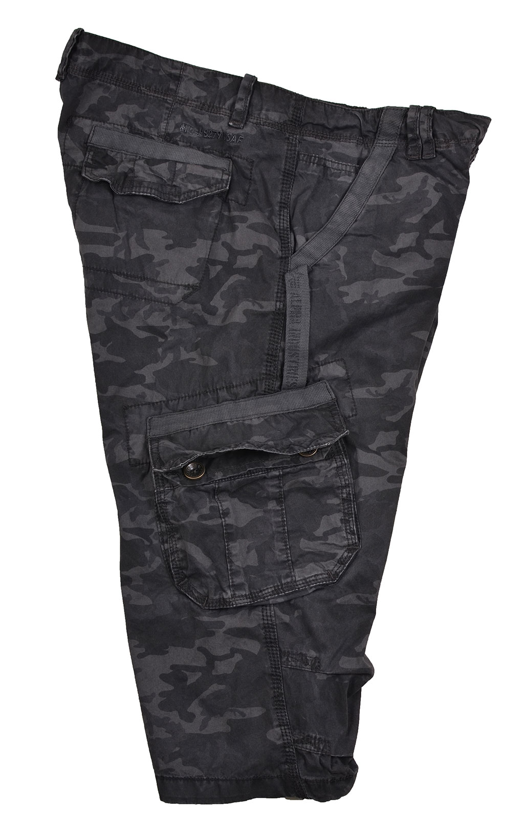 Шорты ALPHA INDUSTRIES IMPERIAL 3/4 black camo 