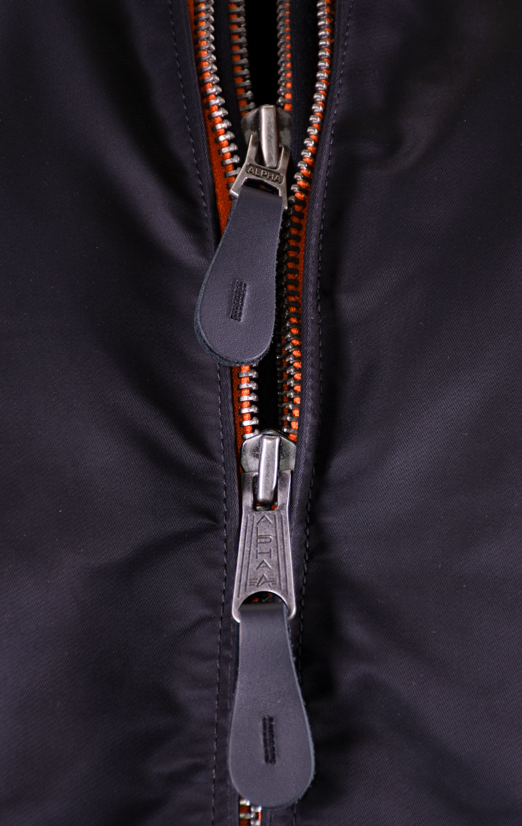 Куртка-бомбер лётная ALPHA INDUSTRIES MA-1 D-Tec SE black/orange 