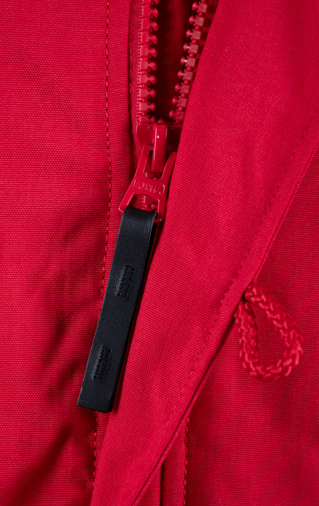Женская аляска ALPHA INDUSTRIES EXPLORER red speed 