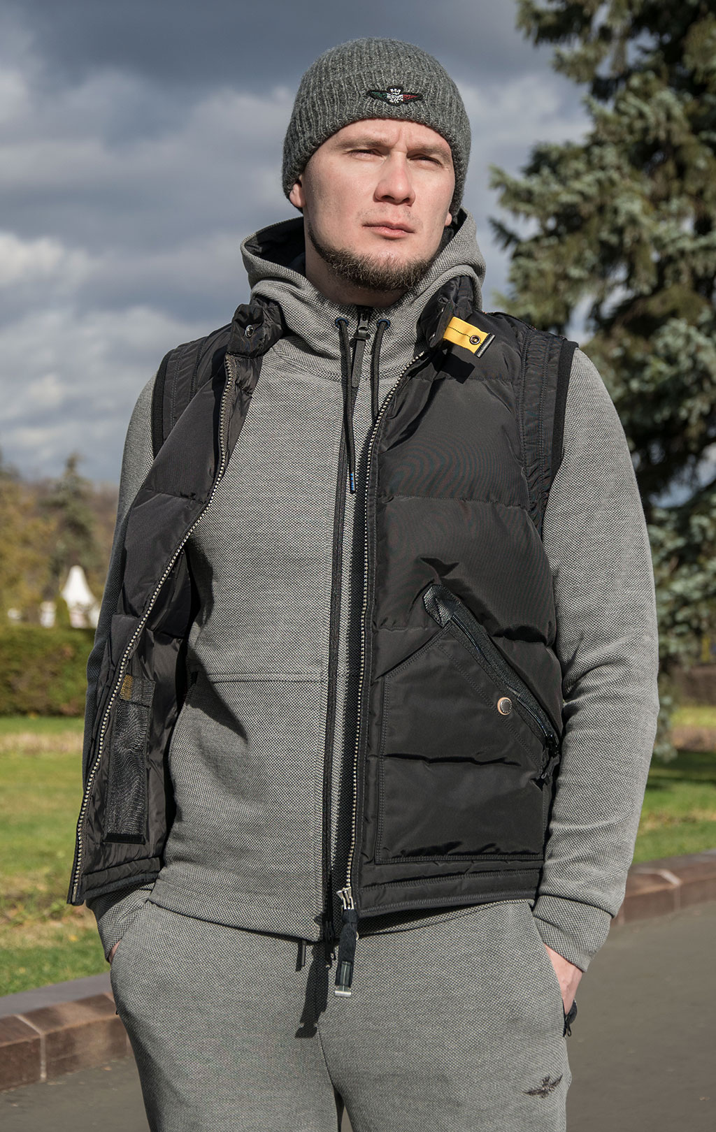 Жилет пуховой PARAJUMPERS KOBUK black 