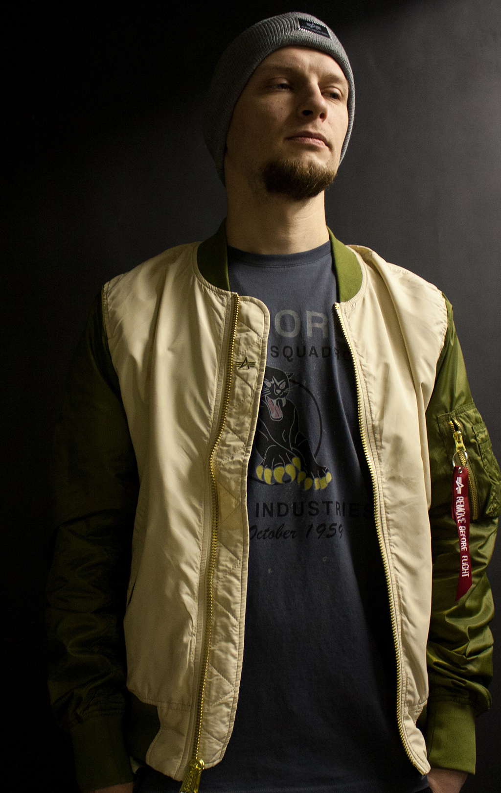 Ветровка ALPHA INDUSTRIES L-2B DRAGONFLY BLOOD CHIT vintage white/jungle green 