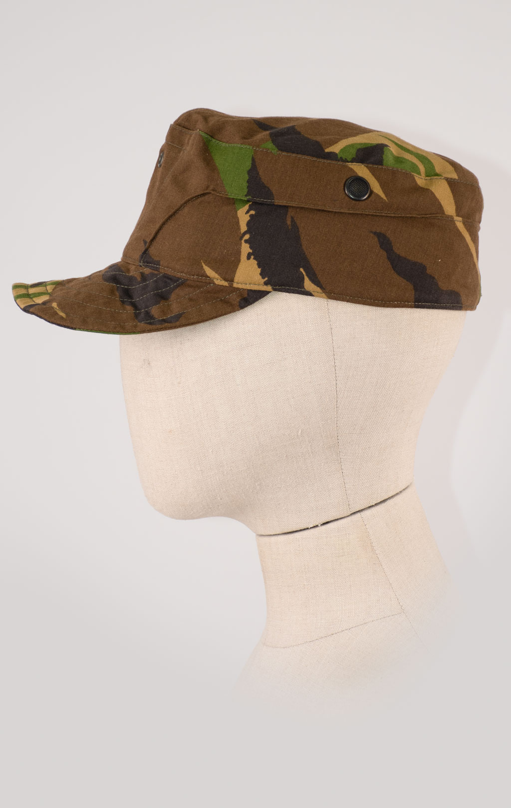 Кепка утеплённая EARFLAP dpm б/у Голландия
