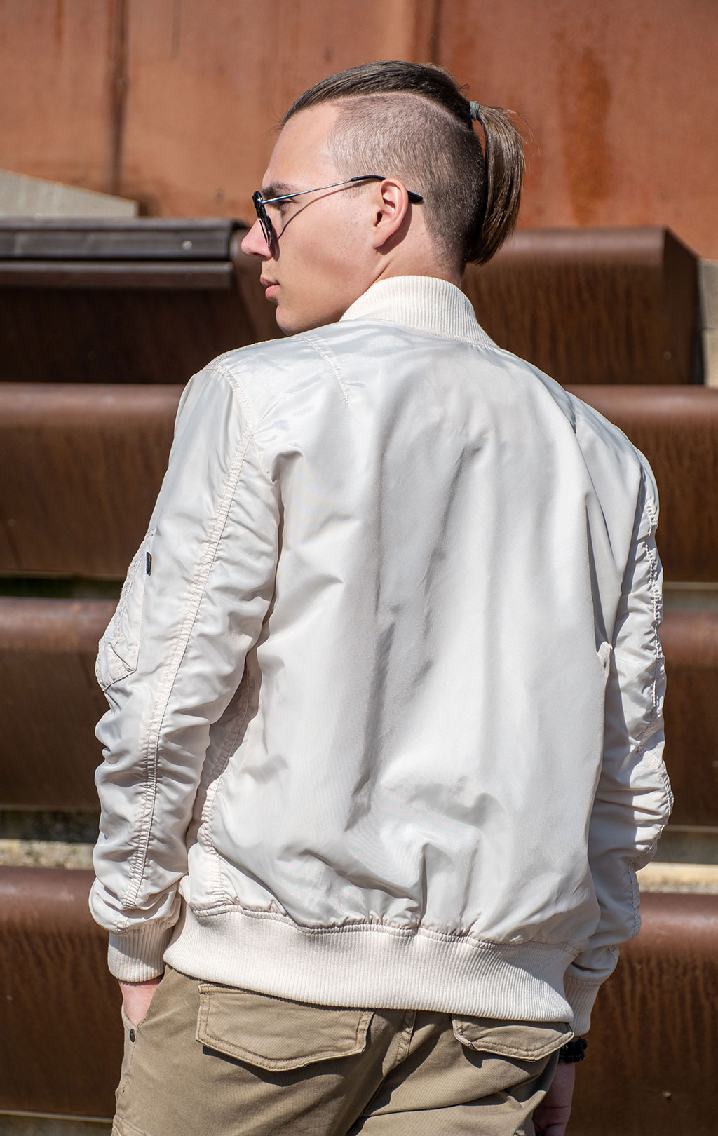 Ветровка-бомбер ALPHA INDUSTRIES TT MA-1 jet stream white 