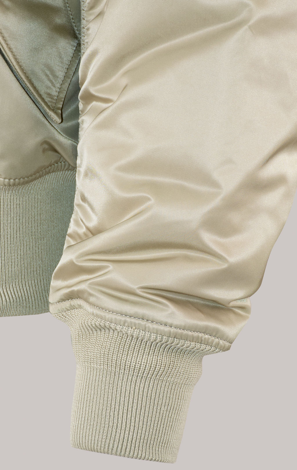 Бомбер ALPHA INDUSTRIES ORIGINAL FIT MA-1 FW 25/26 mineral 