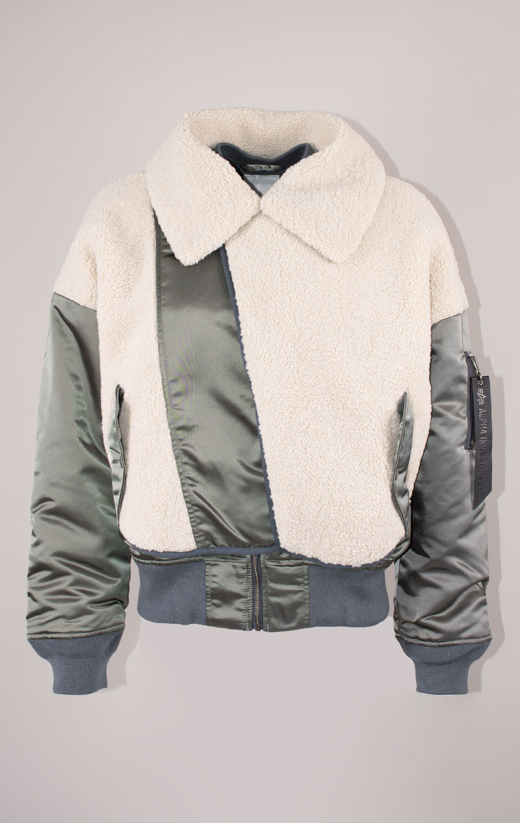 Женская куртка-пилот ALPHA INDUSTRIES SHERPA HYBRID B-15 FW 24/25 field grey 