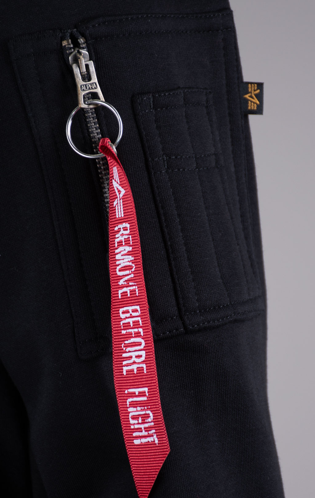 Свитшот ALPHA INDUSTRIES NASA Inlay black 