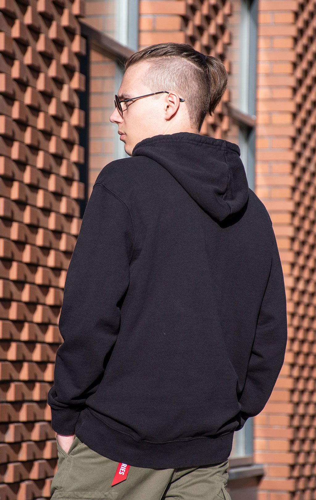 Толстовка ALPHA INDUSTRIES ALPHA BADGE HOODIE SS 24 m black 
