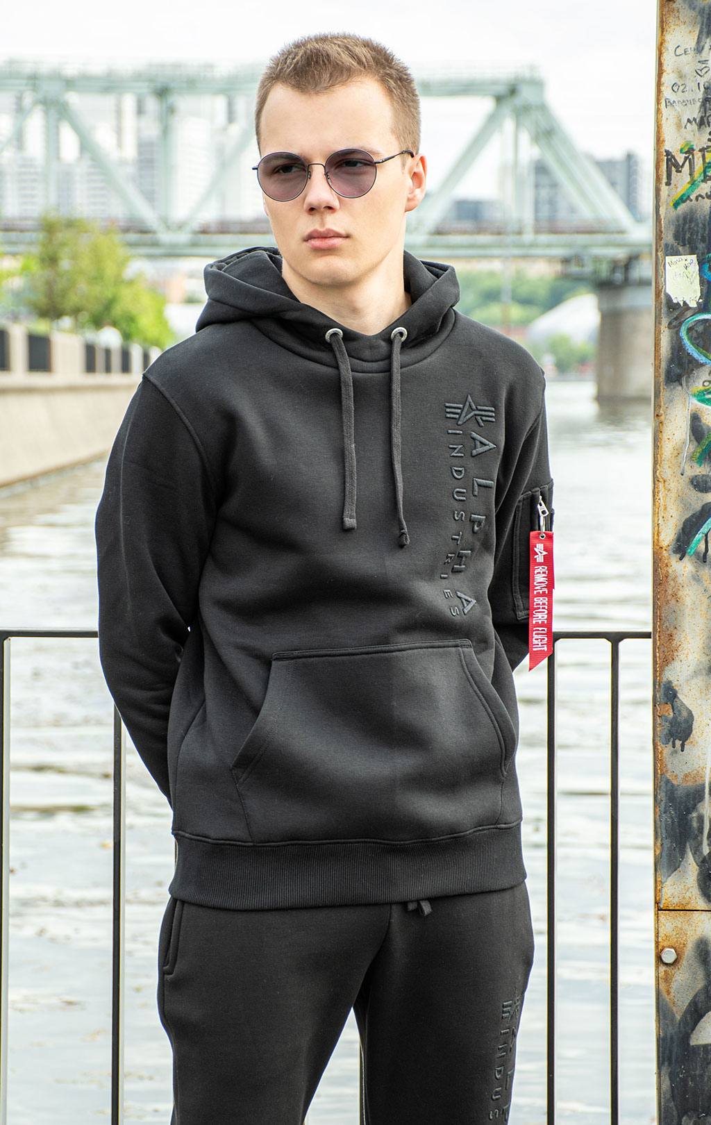 Толстовка ALPHA INDUSTRIES EMB HOODY black 