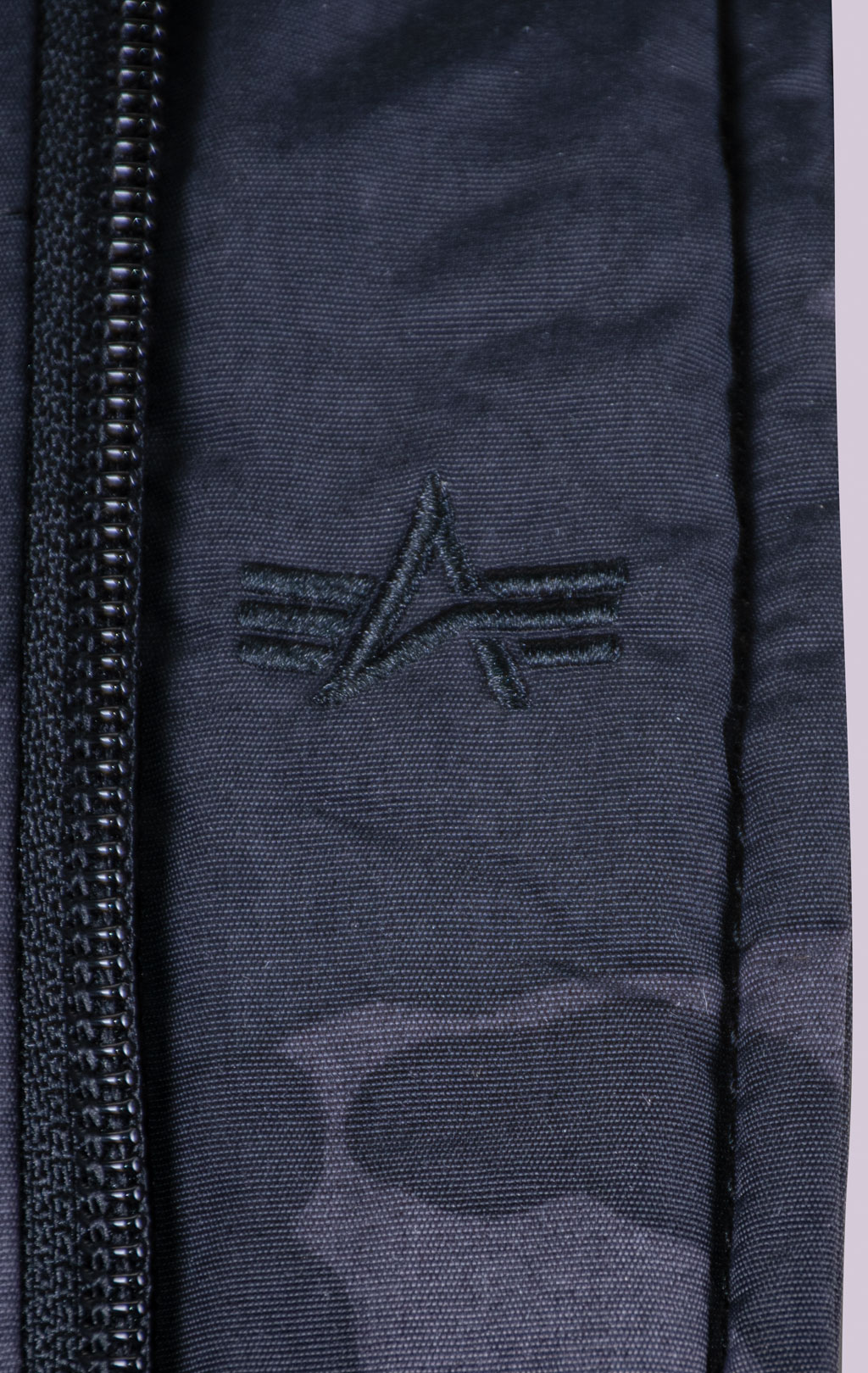 Аляска ALPHA INDUSTRIES QUILTED PARKA N-3B FW 21/22 m black woodland camo 