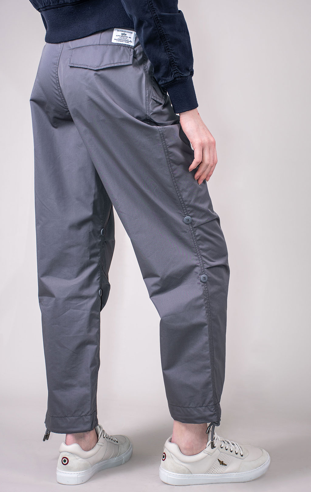 Брюки-карго парашюты ALPHA INDUSTRIES PARACHUTE PANTS SS 24 m aircraft gray 