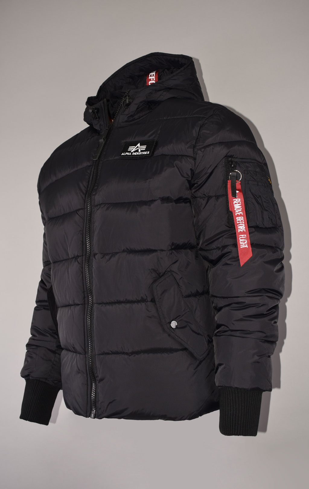 Куртка ALPHA INDUSTRIES HOODED PUFFER ALPHA FD black 