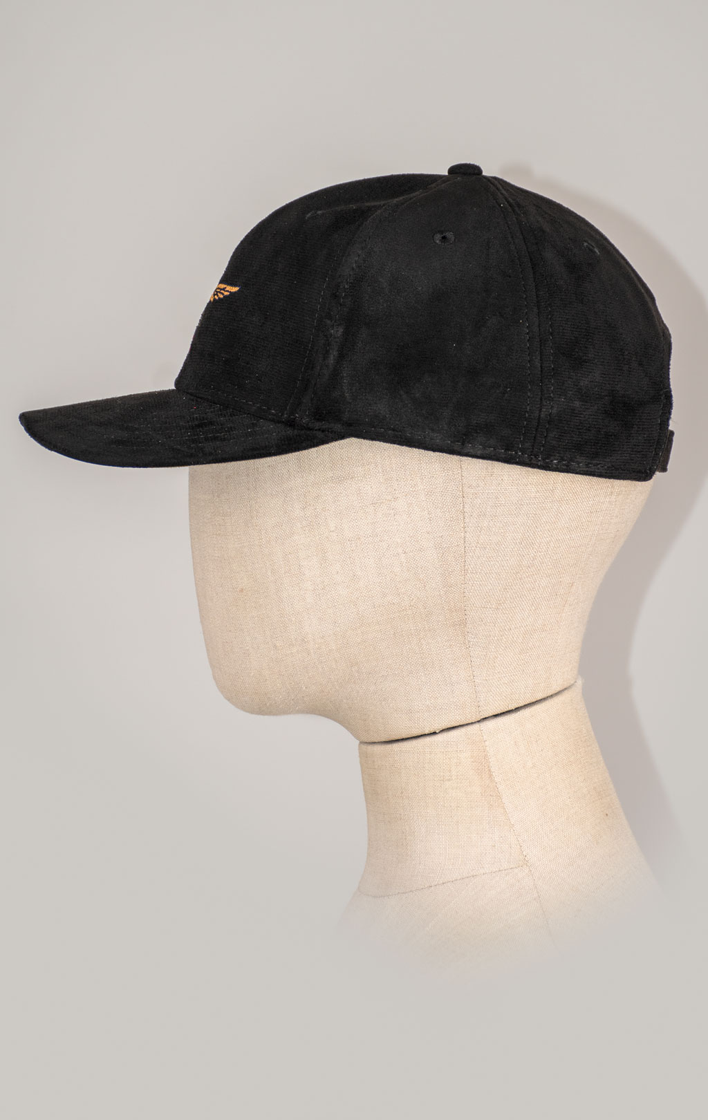 Бейсболка AERONAUTICA MILITARE искусственная замша FW 25/26/CN jet black (HA 1229) 