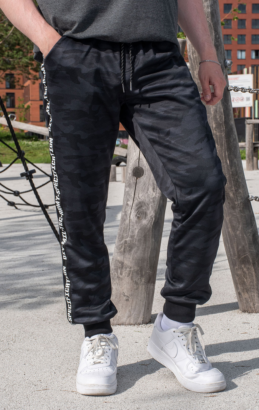 Брюки Mil-Tec спортивные DIV-MIL-TEC-ARMY dark camo 
