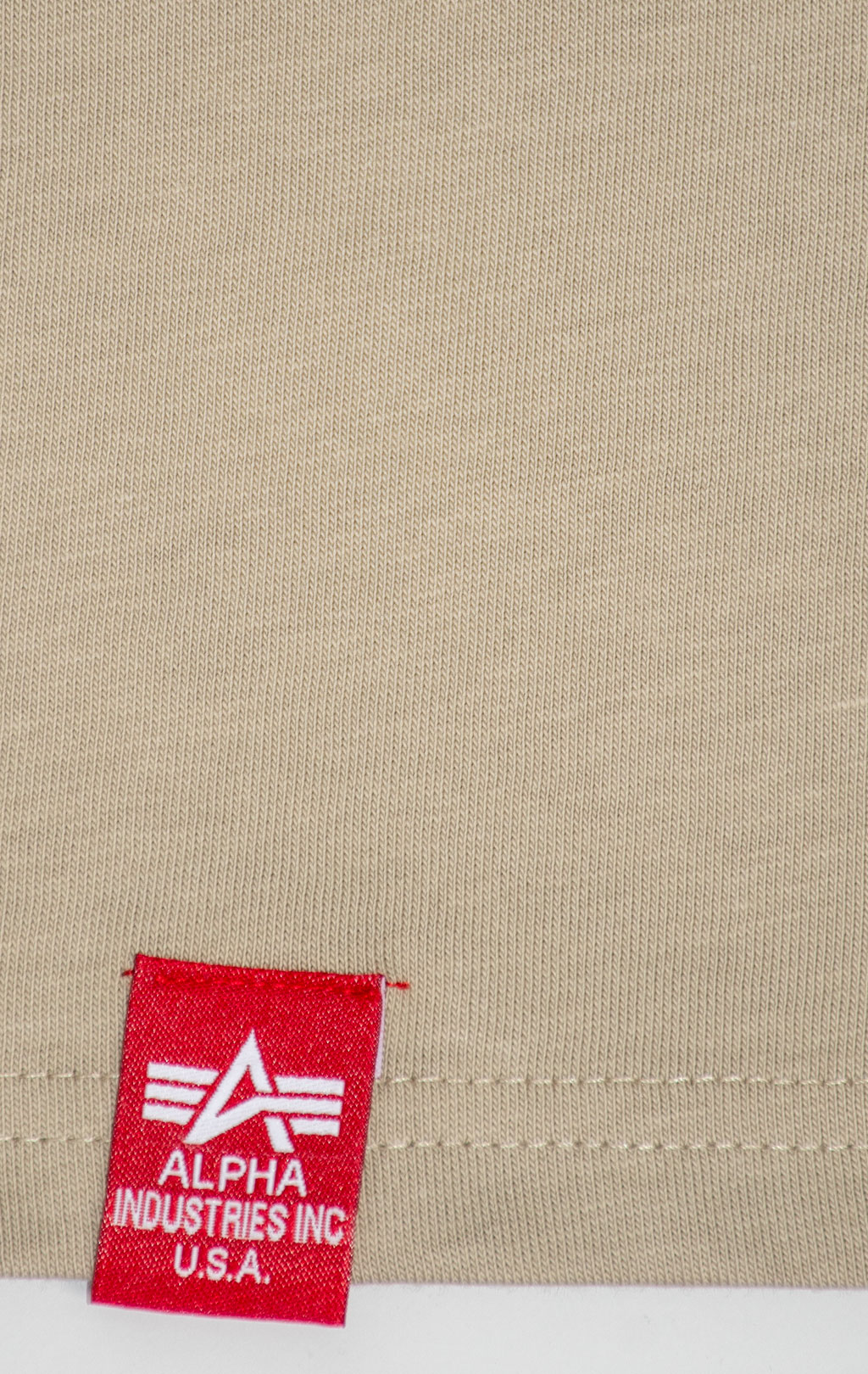 Футболка ALPHA INDUSTRIES EMB T vintage sand 